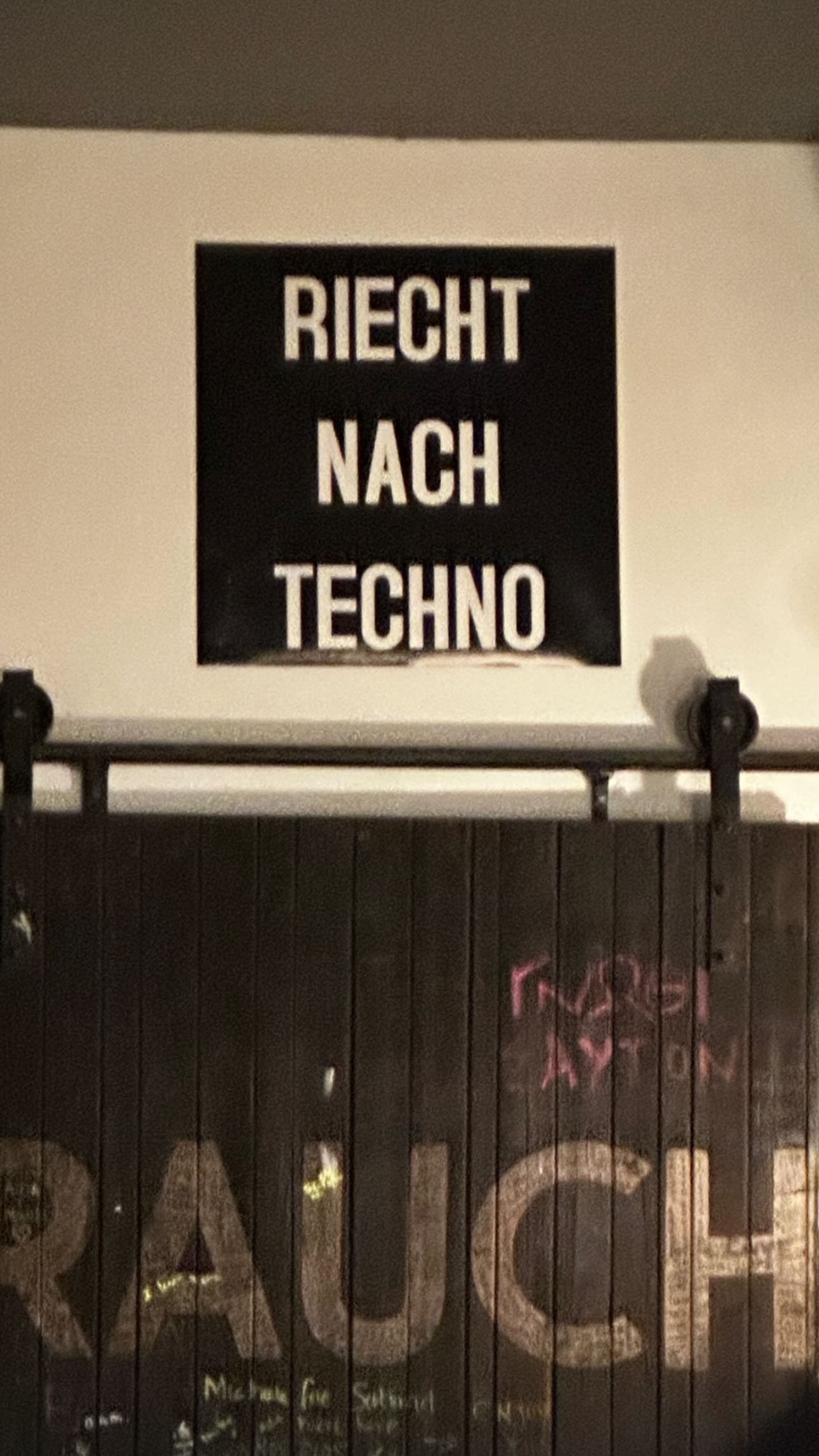 новая фото в сторис @about.vlad 07.12.2025