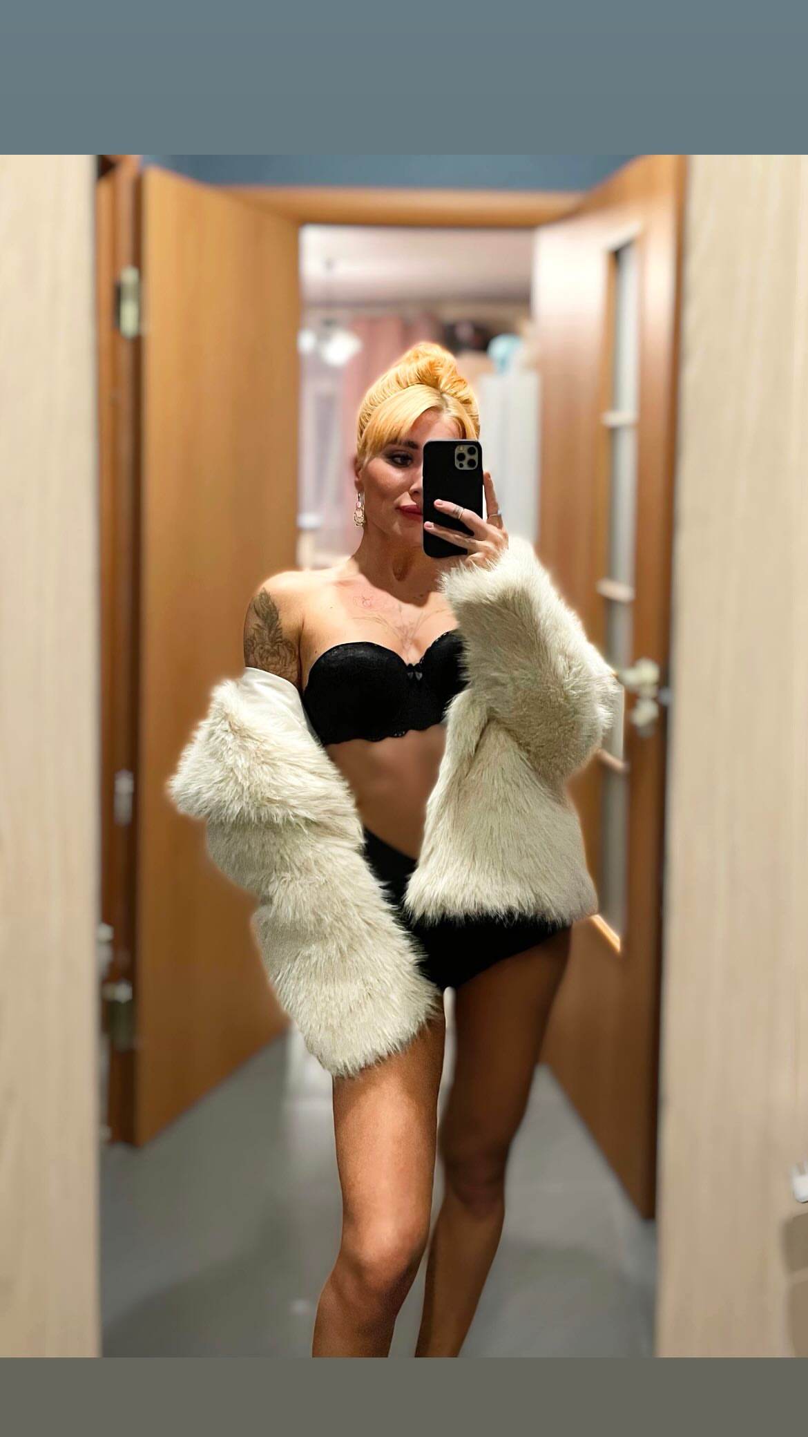 новая фото в сторис @lerabog96 10.12.2025