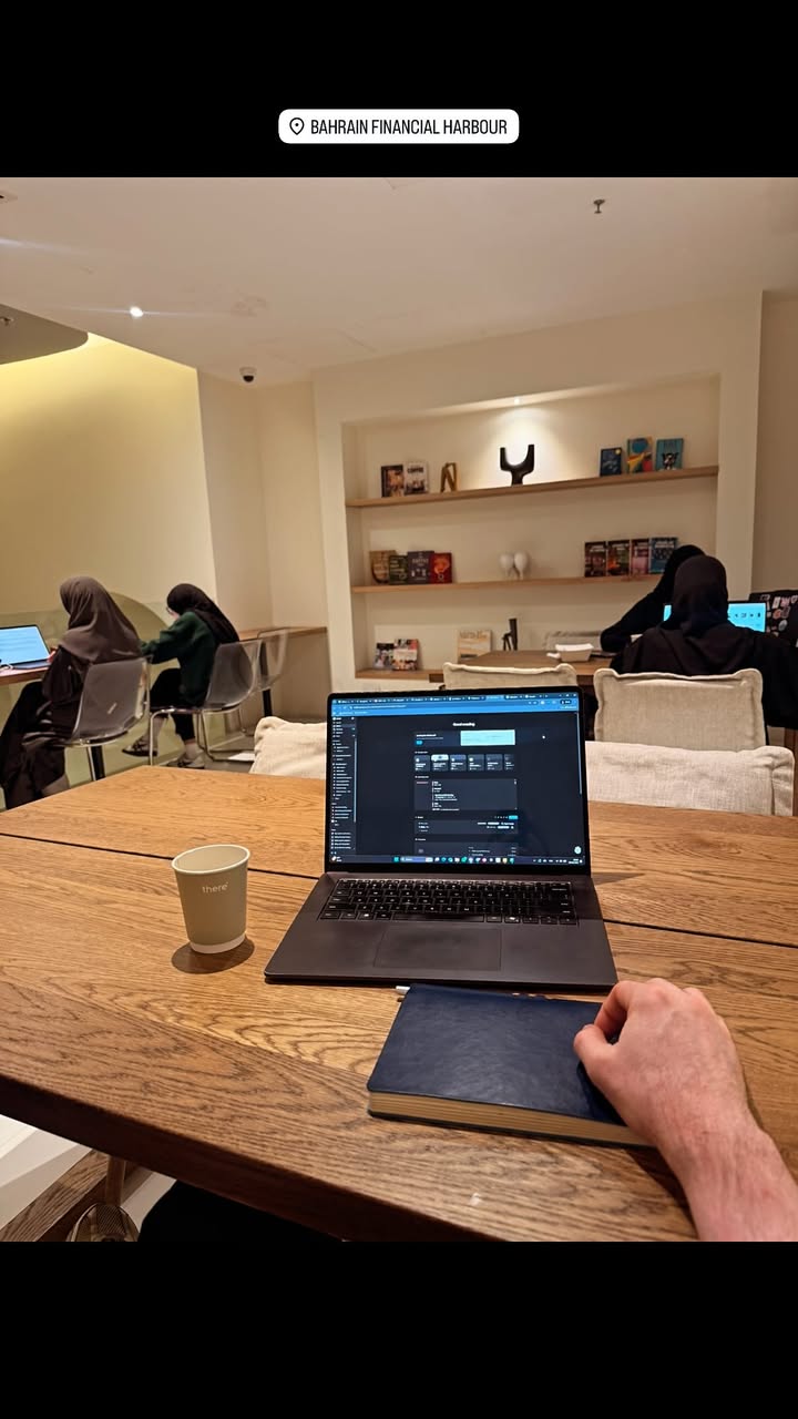 новая фото в сторис @aleksmiro 09.12.2025