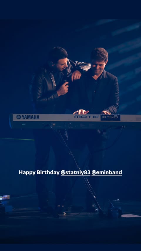 новая фото в сторис @eminofficial 15.12.2025