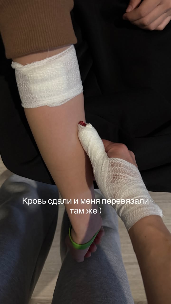 новая фото в сторис @vlada_uvarova 22.12.2025