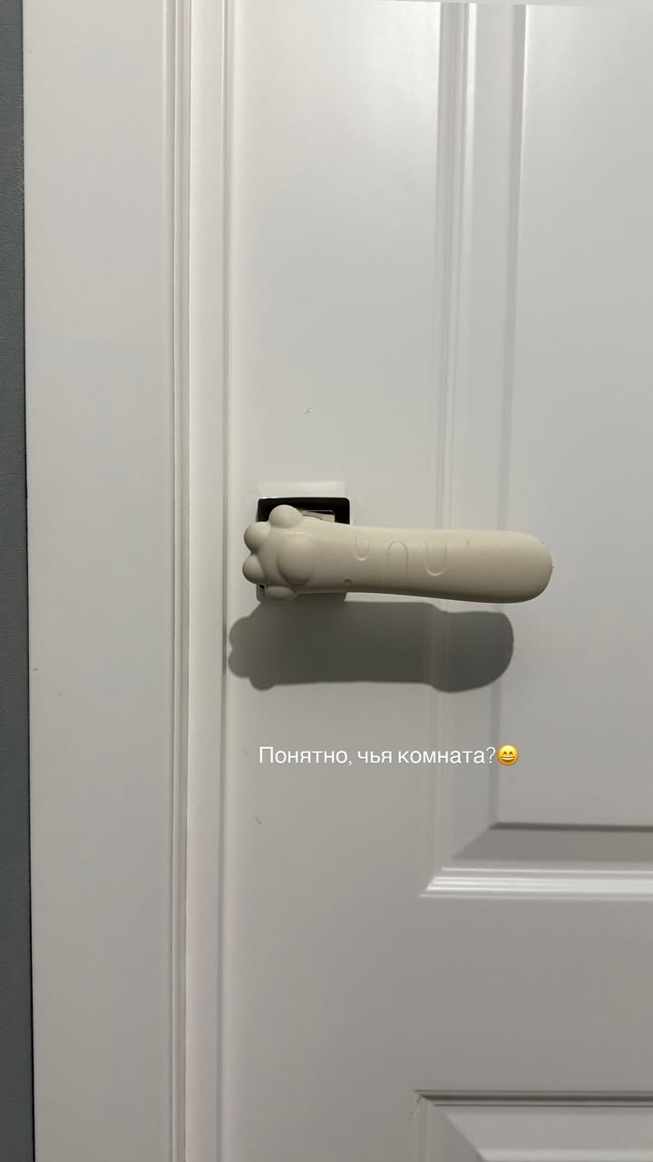 новая фото в сторис @vlada_uvarova 22.12.2025