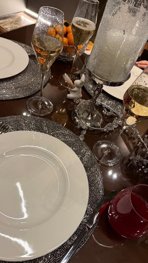 новая фото в сторис @alleksasa 23.12.2025