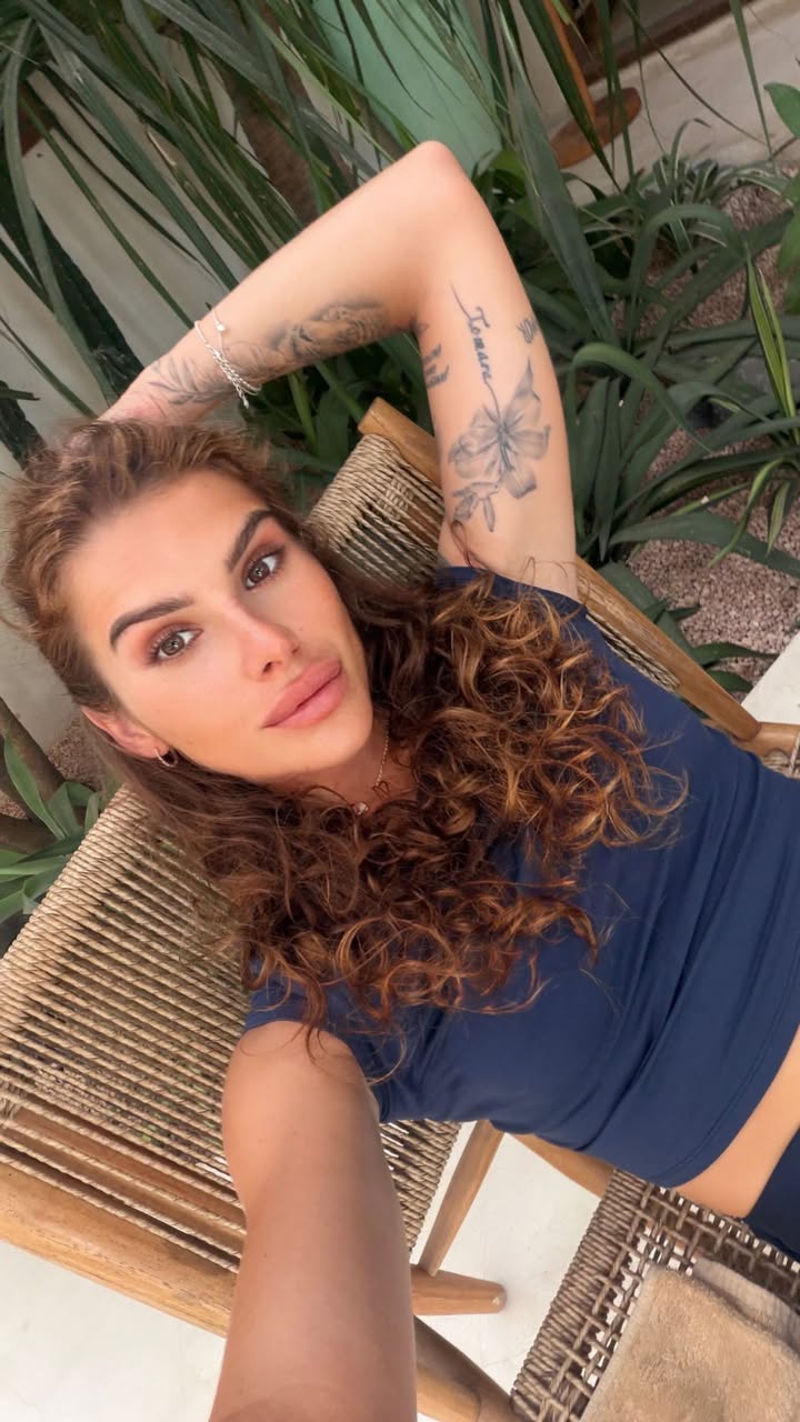 новая фото в сторис @katrin_rozen 24.12.2025