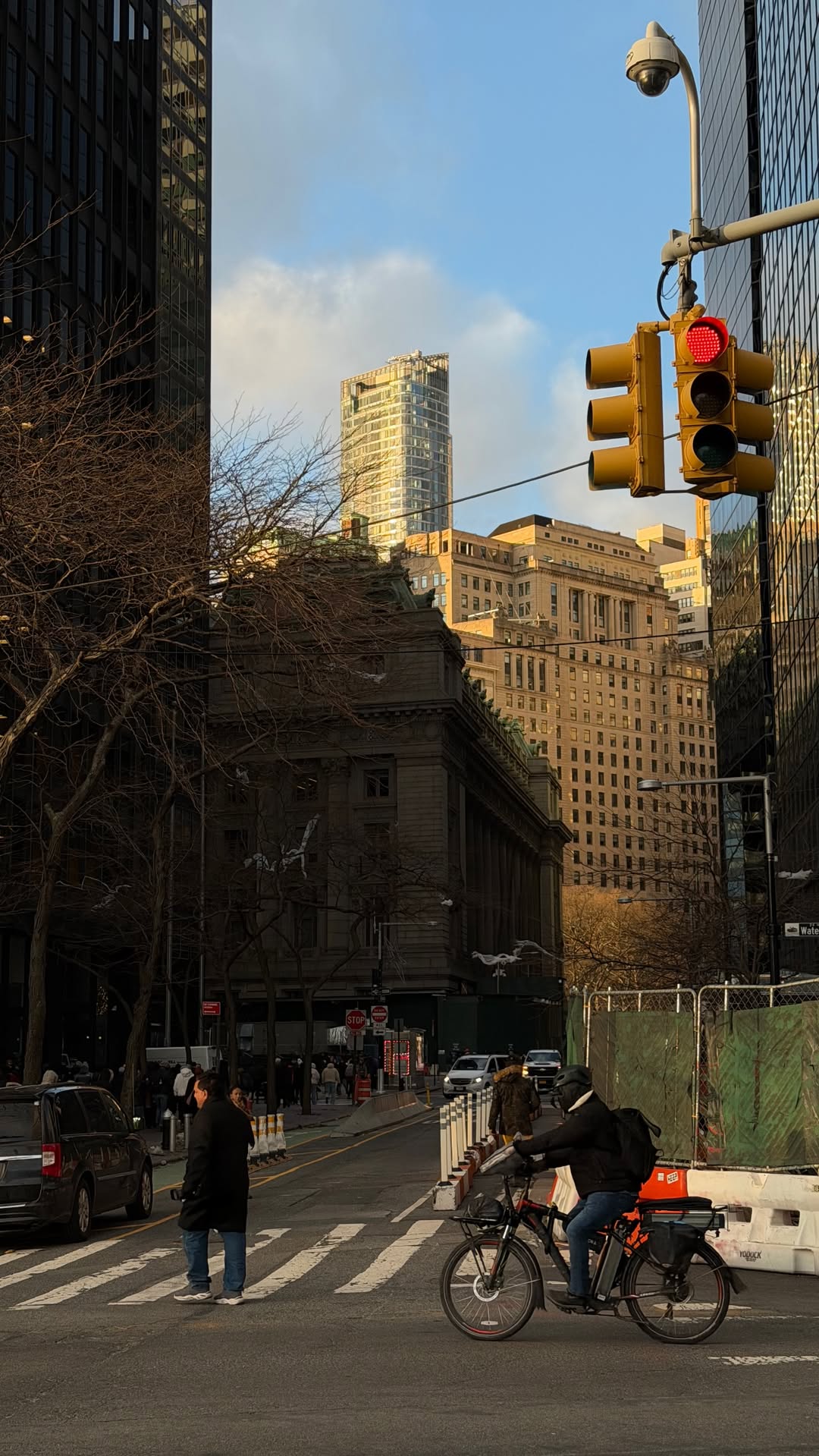 новая фото в сторис @aleksandr_pustovoit 31.12.2025