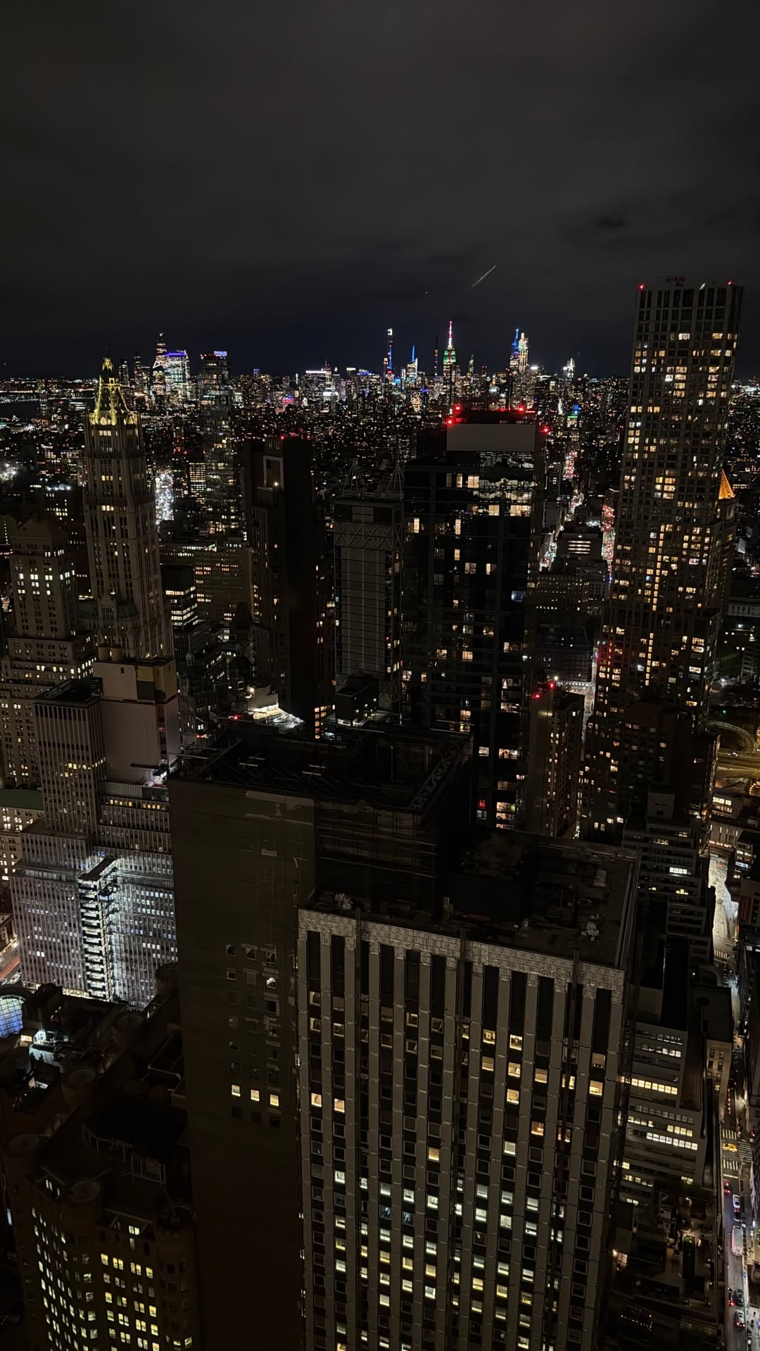 новая фото в сторис @aleksandr_pustovoit 31.12.2025