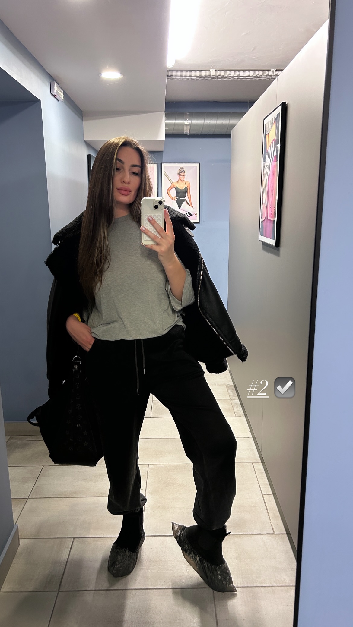 новая фото в сторис @__alasheeva__o.a.__ 15.01.2026