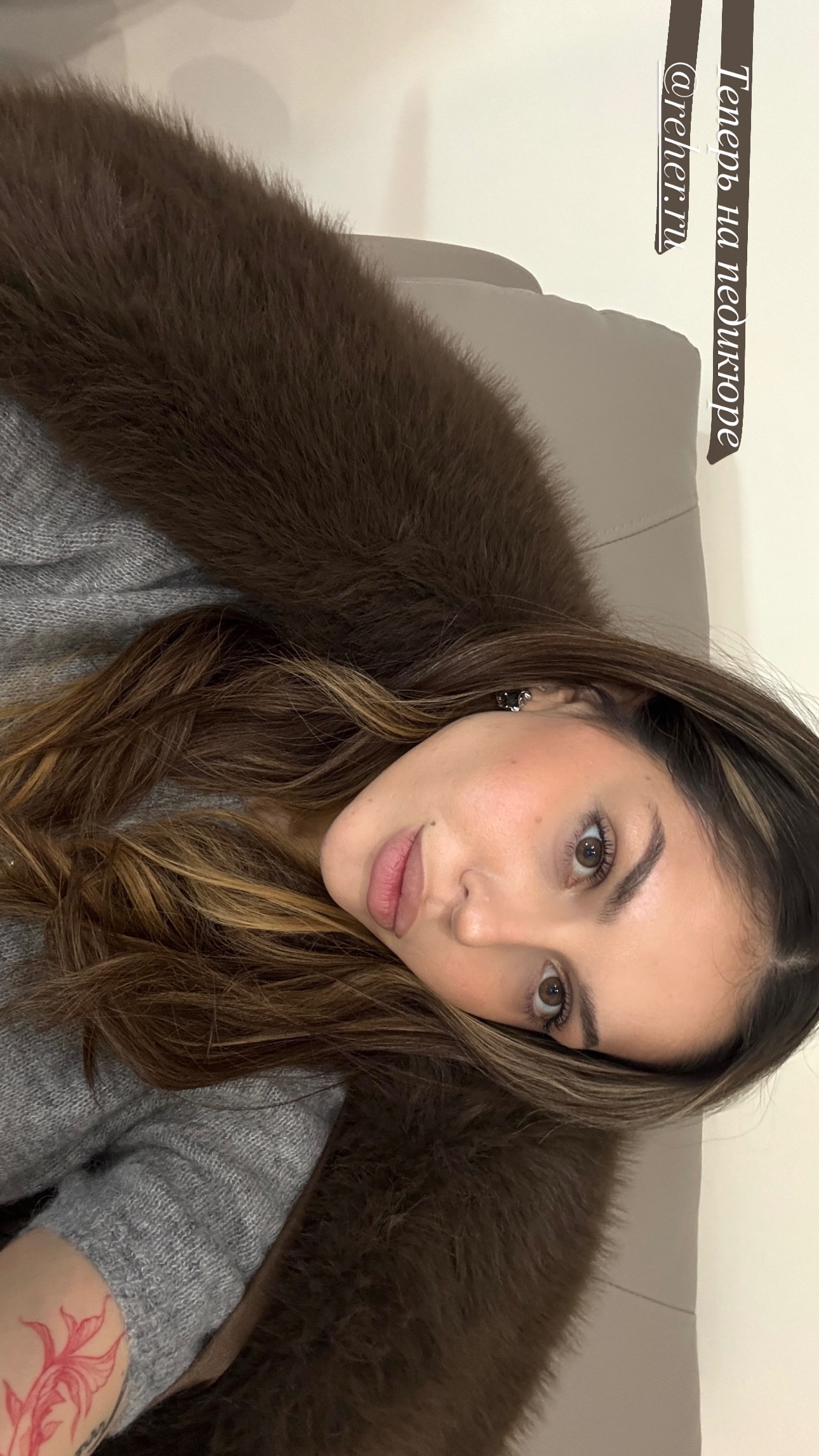 новая фото в сторис @paulina_evans 18.01.2026