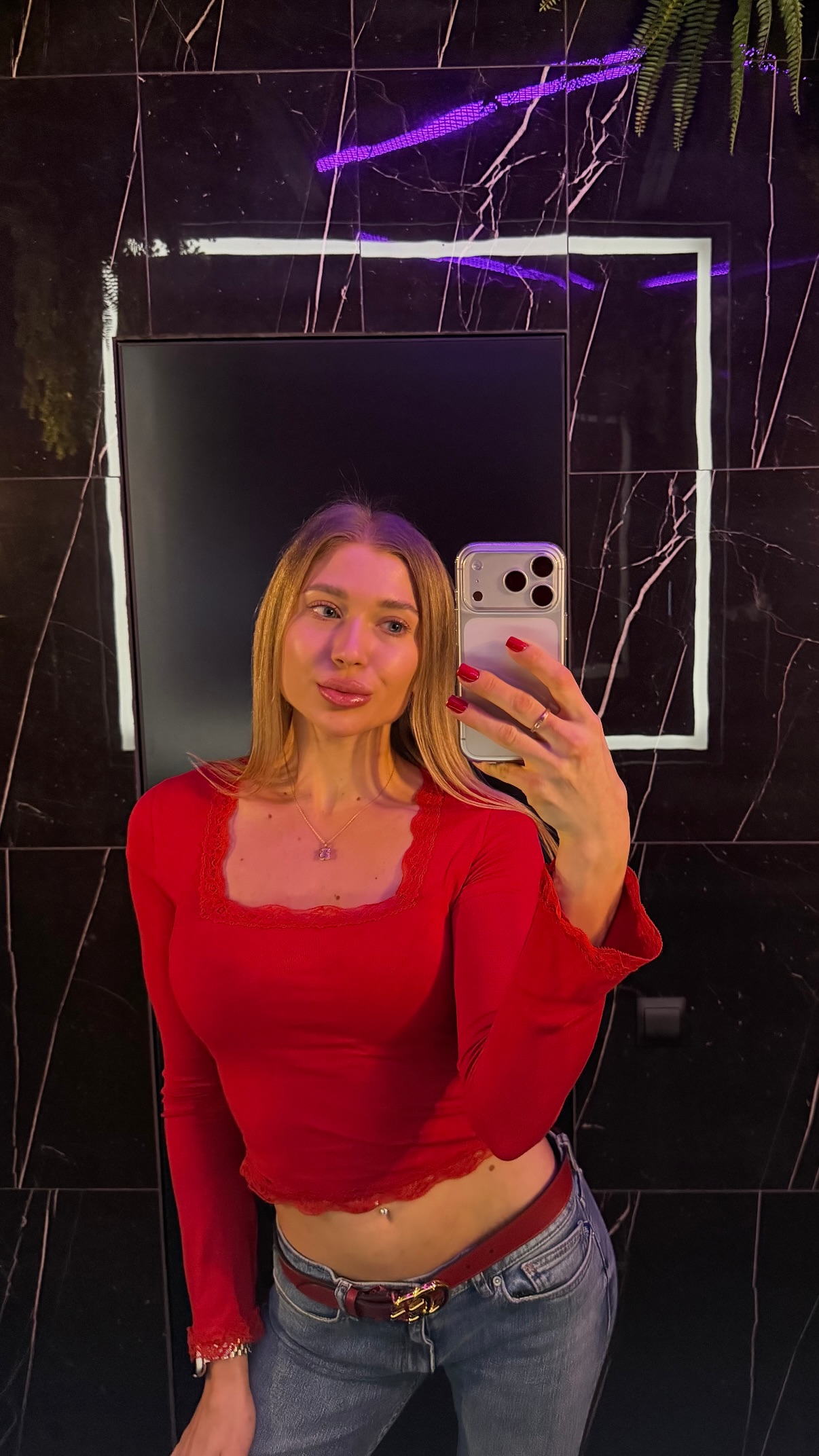 новая фото в сторис @aappnnk 28.01.2026