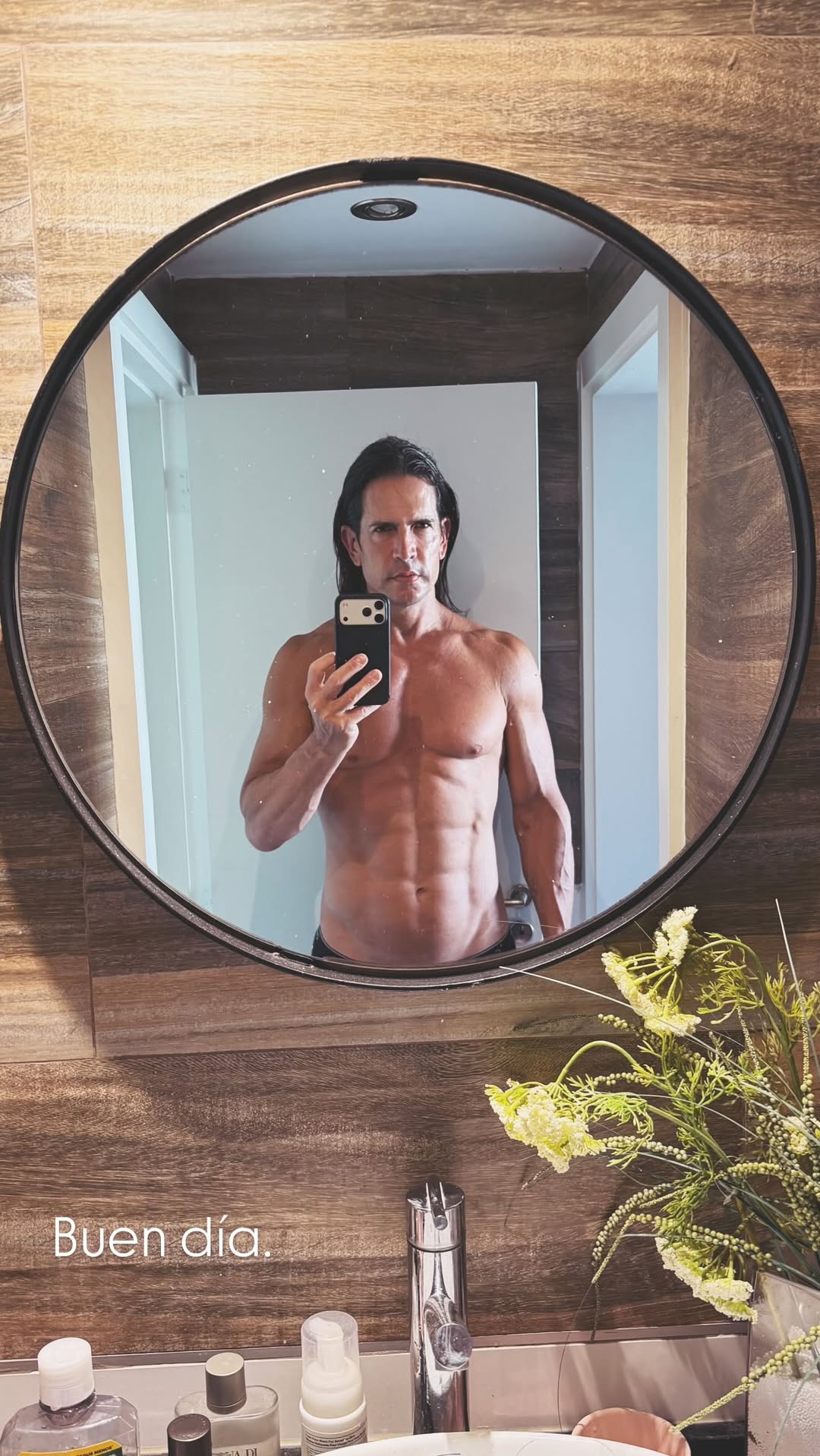 новая фото в сторис @diecramos 28.01.2026