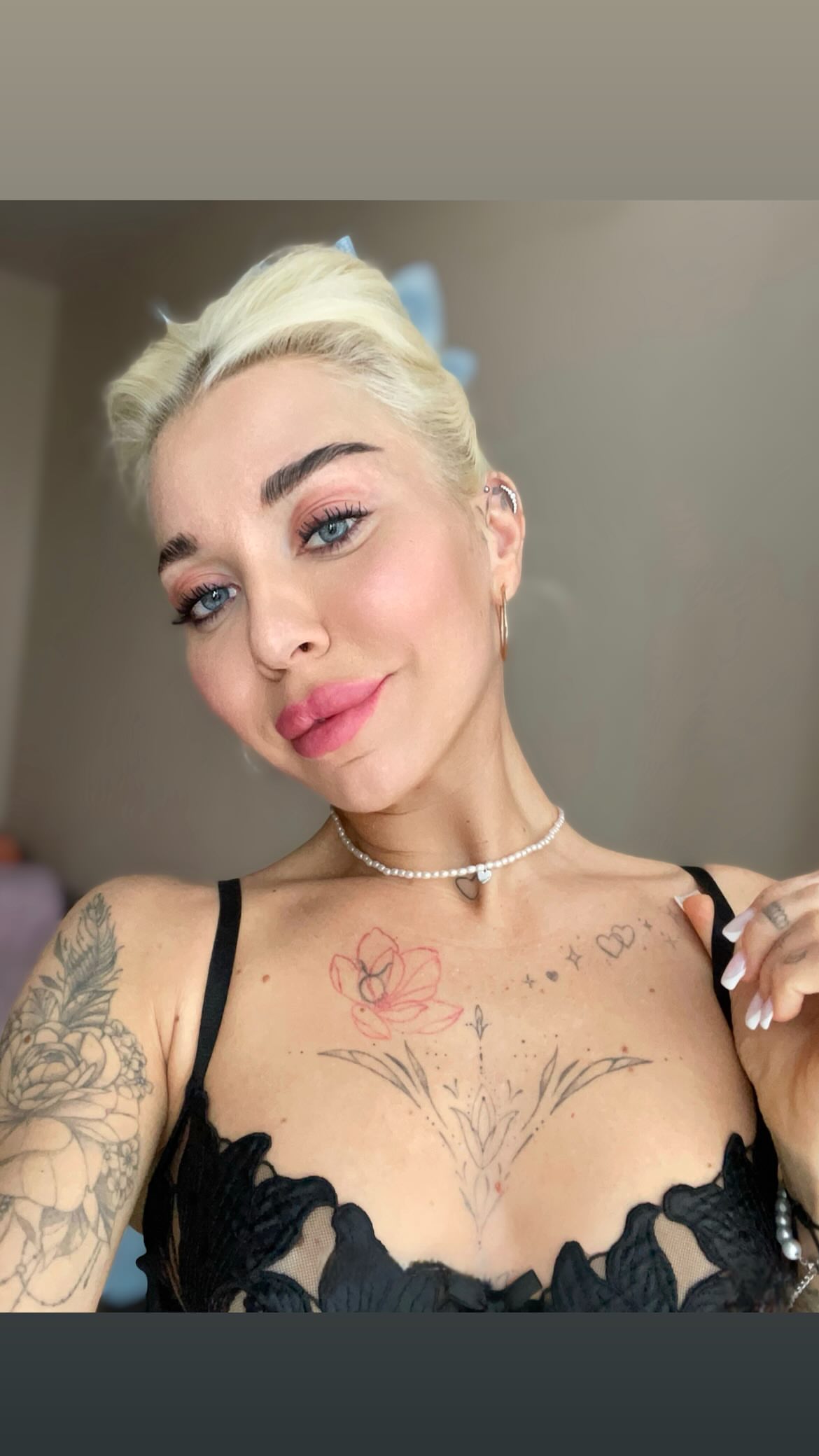 новая фото в сторис @lerabog96 04.02.2026