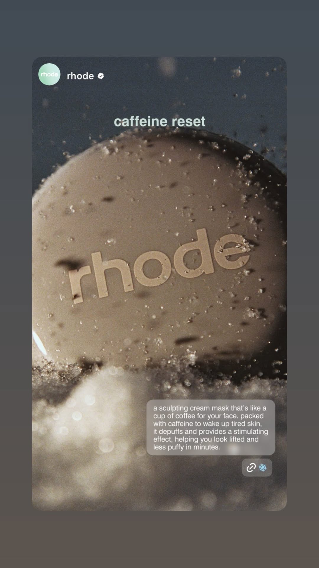 новая фото в сторис @haileybieber 03.02.2026