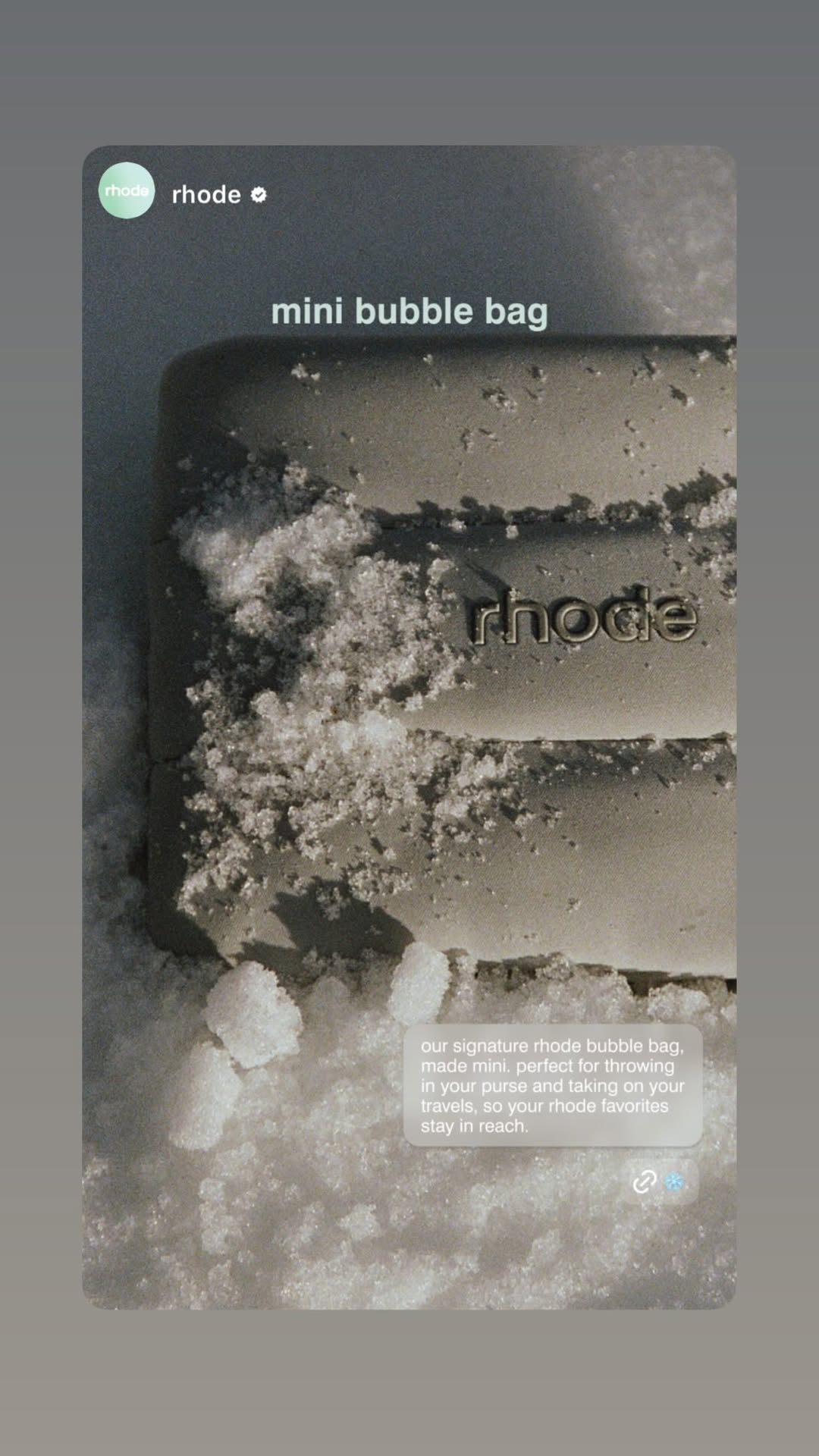 новая фото в сторис @haileybieber 03.02.2026