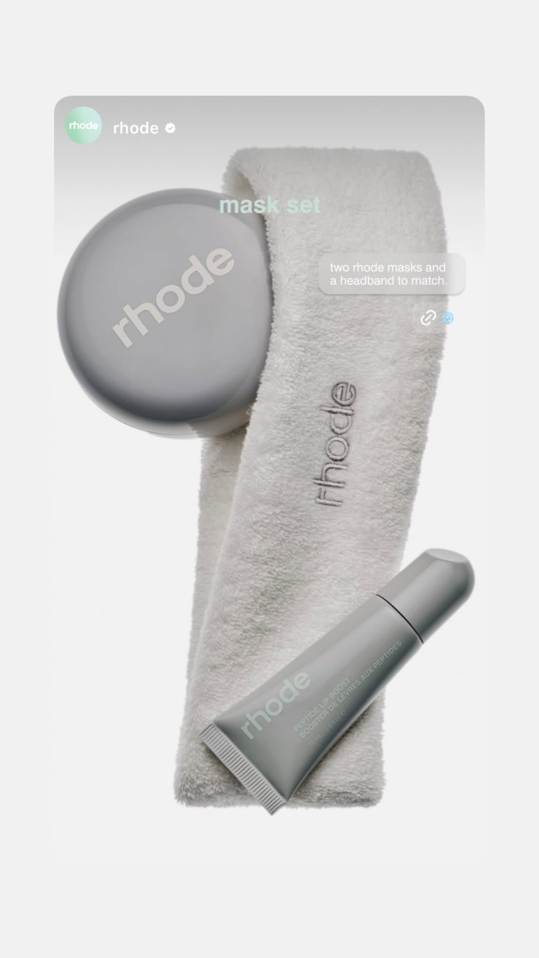 новая фото в сторис @haileybieber 03.02.2026