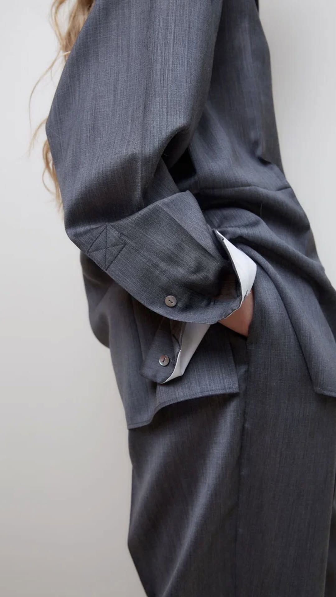 новая фото в сторис @hiss_official 05.02.2026