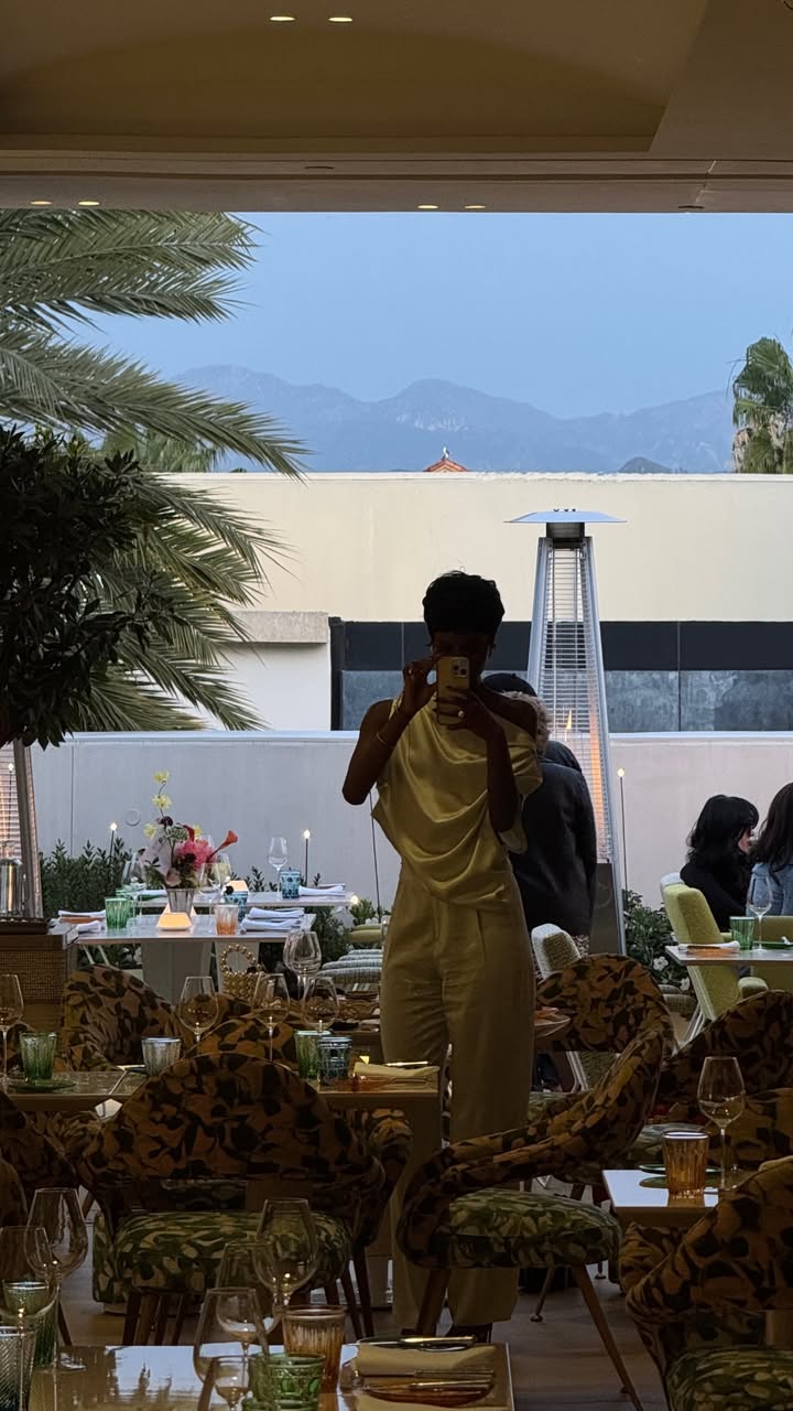 новая фото в сторис @yesimshay_ 06.02.2026