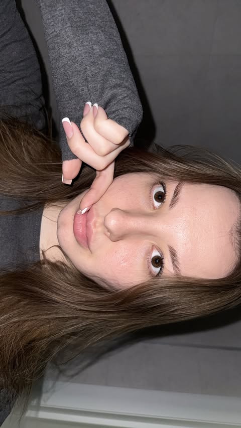 новая фото в сторис @myyr._._ 06.02.2026