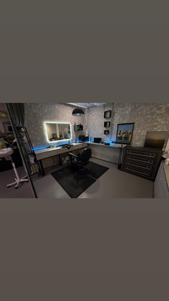 новая фото в сторис @emmanuilsovetskiy 08.02.2026