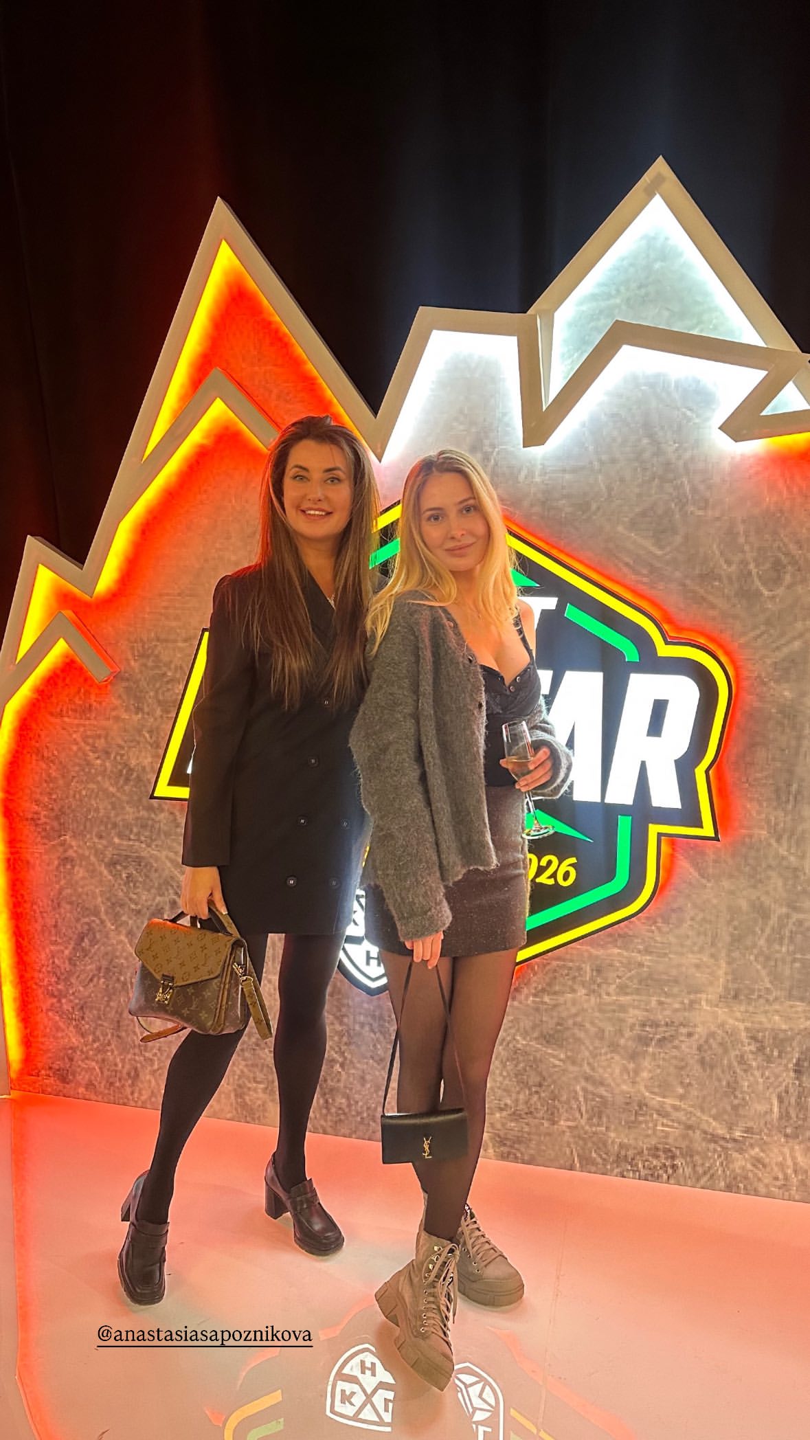 новая фото в сторис @maple9hockey 09.02.2026