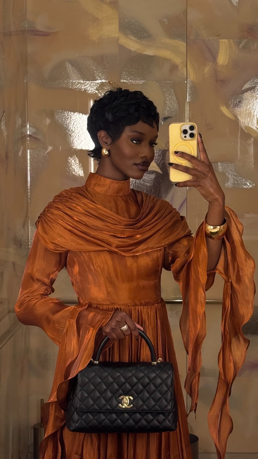 новая фото в сторис @yesimshay_ 11.02.2026