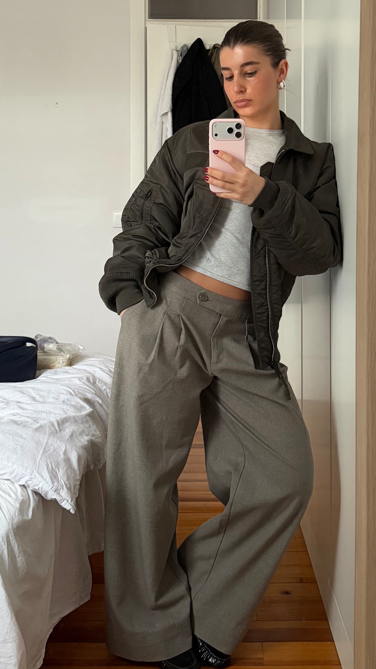 новая фото в сторис @leonimariex 11.02.2026