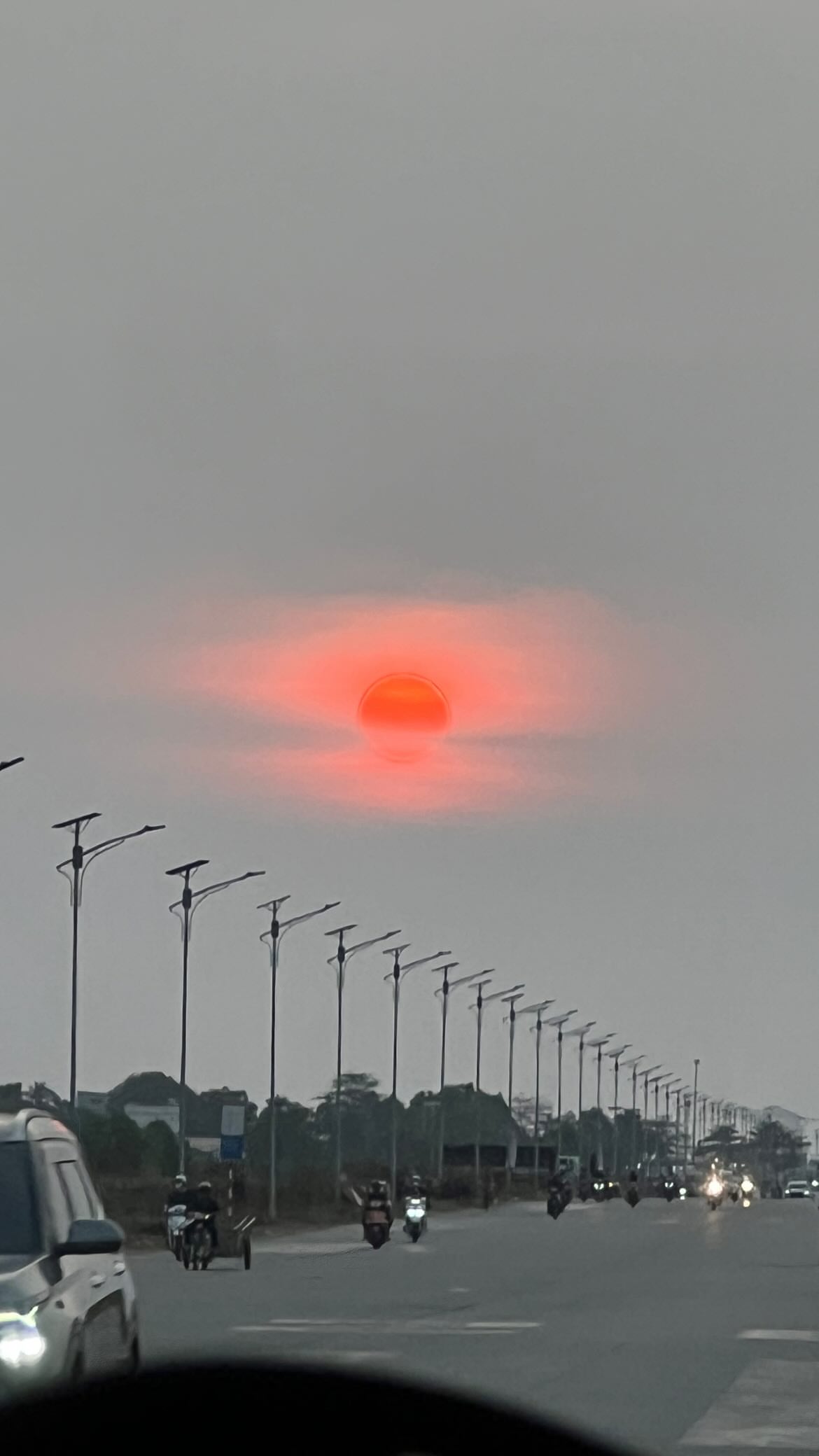 новая фото в сторис @emmyspidler 15.02.2026