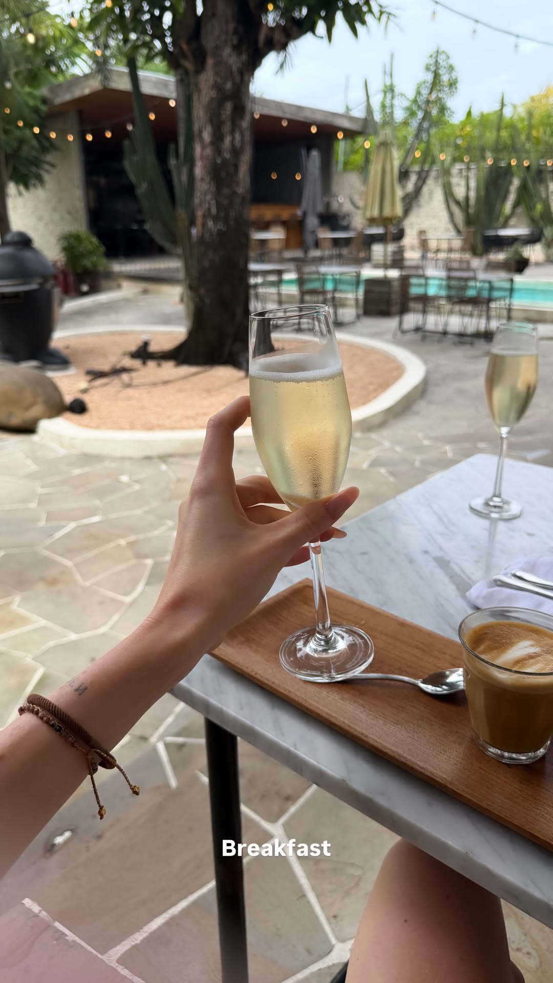 новая фото в сторис @alleksasa 16.02.2026