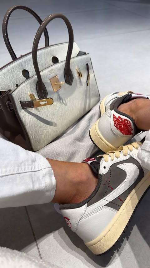 новая фото в сторис @youwant_stav 17.02.2026