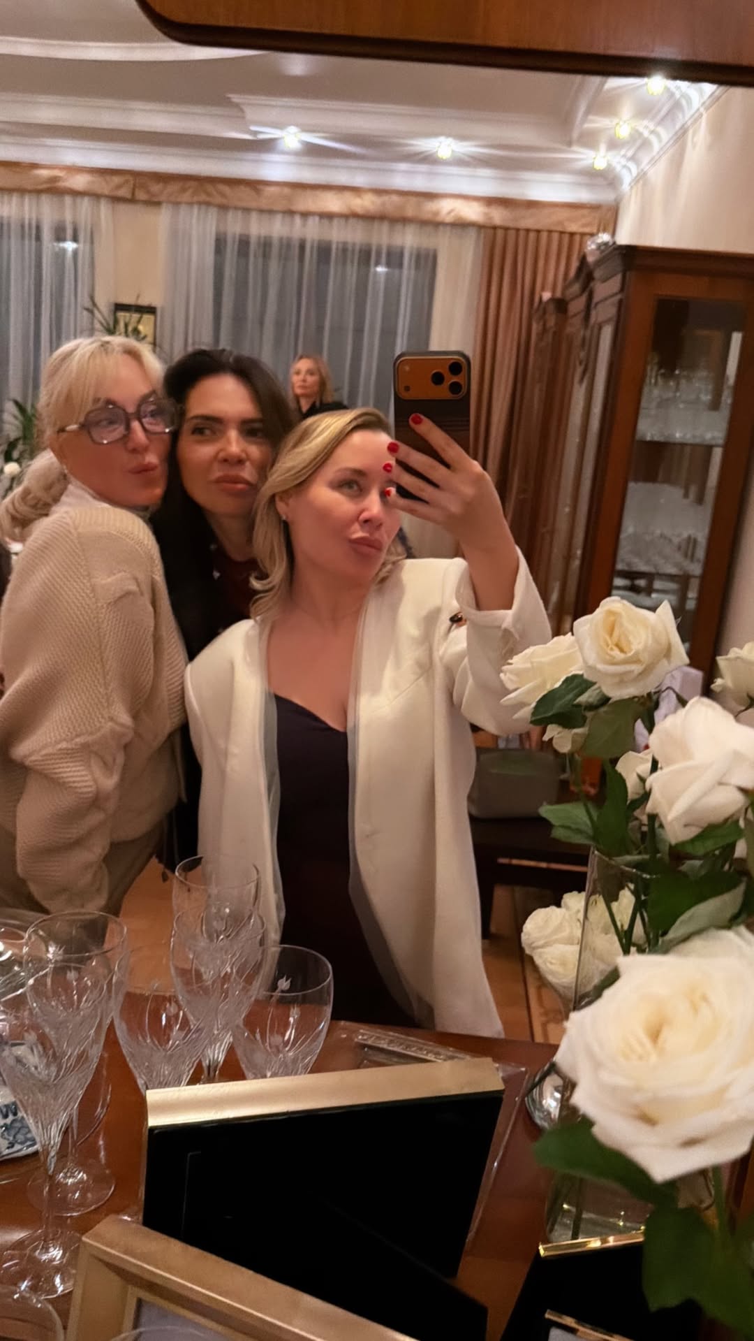 новая фото в сторис @sveta__kleva 17.02.2026