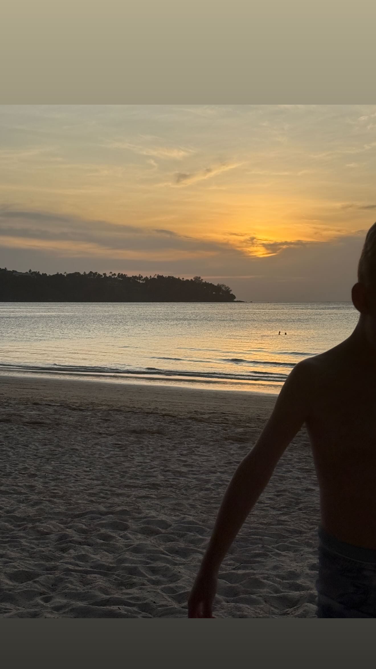 новая фото в сторис @neigraysognem 20.02.2026