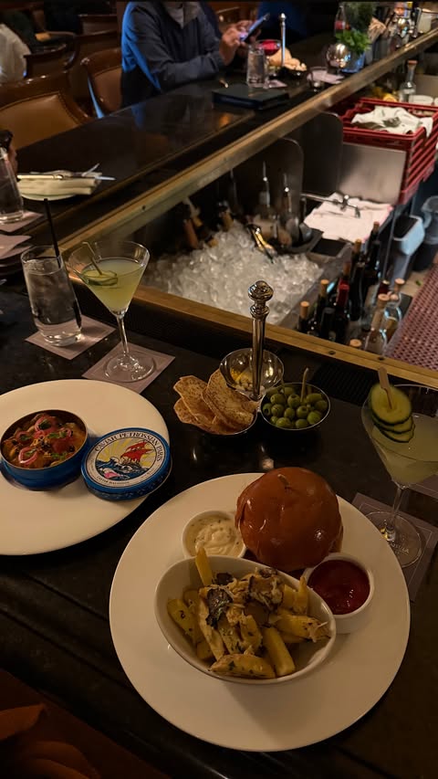 новая фото в сторис @yesimshay_ 21.02.2026