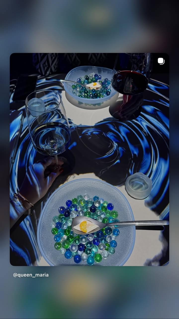новая фото в сторис @queen_maria 22.02.2026