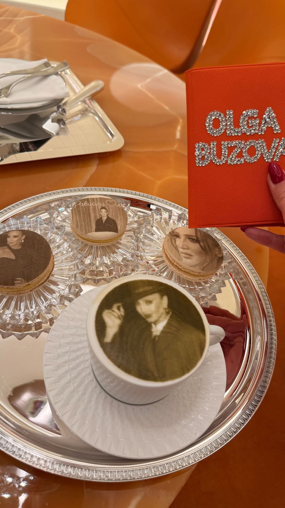 новая фото в сторис @buzova86 24.02.2026