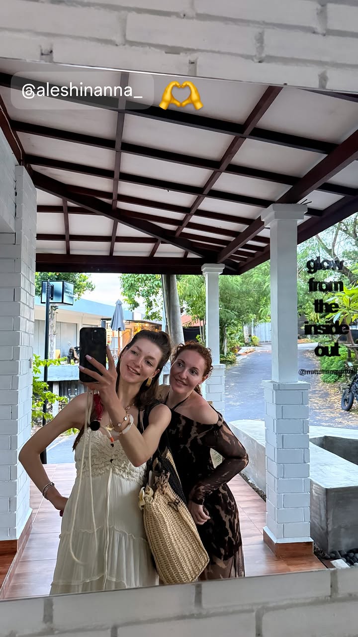 новая фото в сторис @liya.lily 28.02.2026