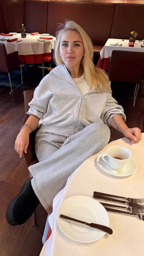 новая фото в сторис @bellasklyar 09.03.2026