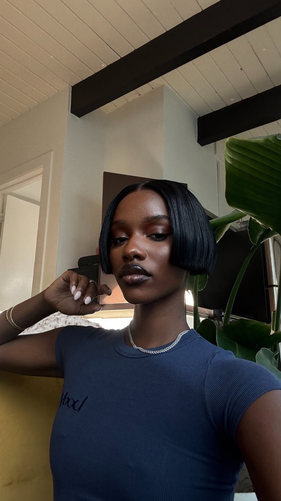 новая фото в сторис @yesimshay_ 13.03.2026