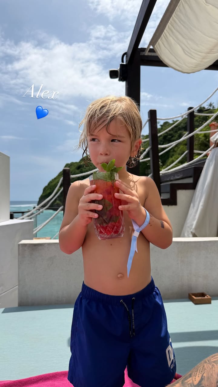 новая фото в сторис @katyajuja555 22.03.2026