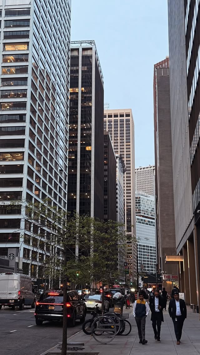 новая фото в сторис @aleksmiro 29.04.2026